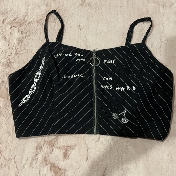 Set - Picture 2 of 3